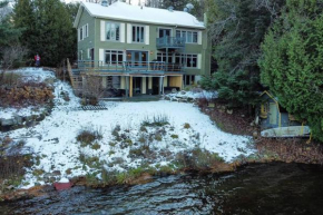 Chalet Lac Léon- Bord du lac-POOL- Galaxia